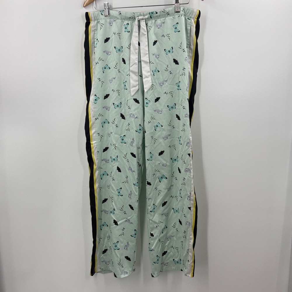Victoria's Secret pajama pants butterfly and bunnies design satiny lounge pants